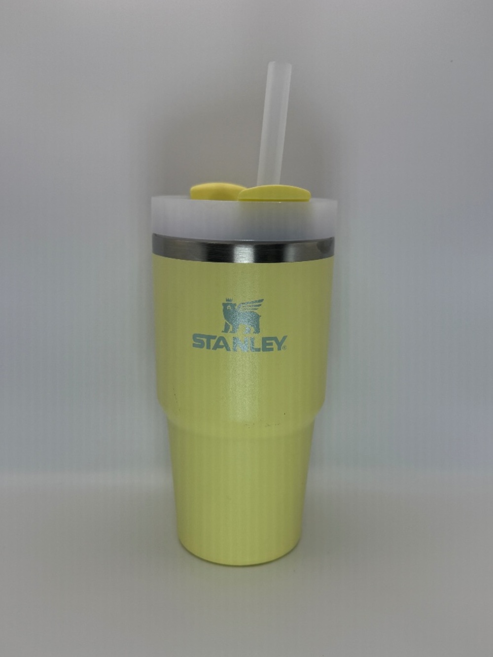 Stanley Quencher H2.0 FlowState 20 oz Yellow Tumbler Lid Straw